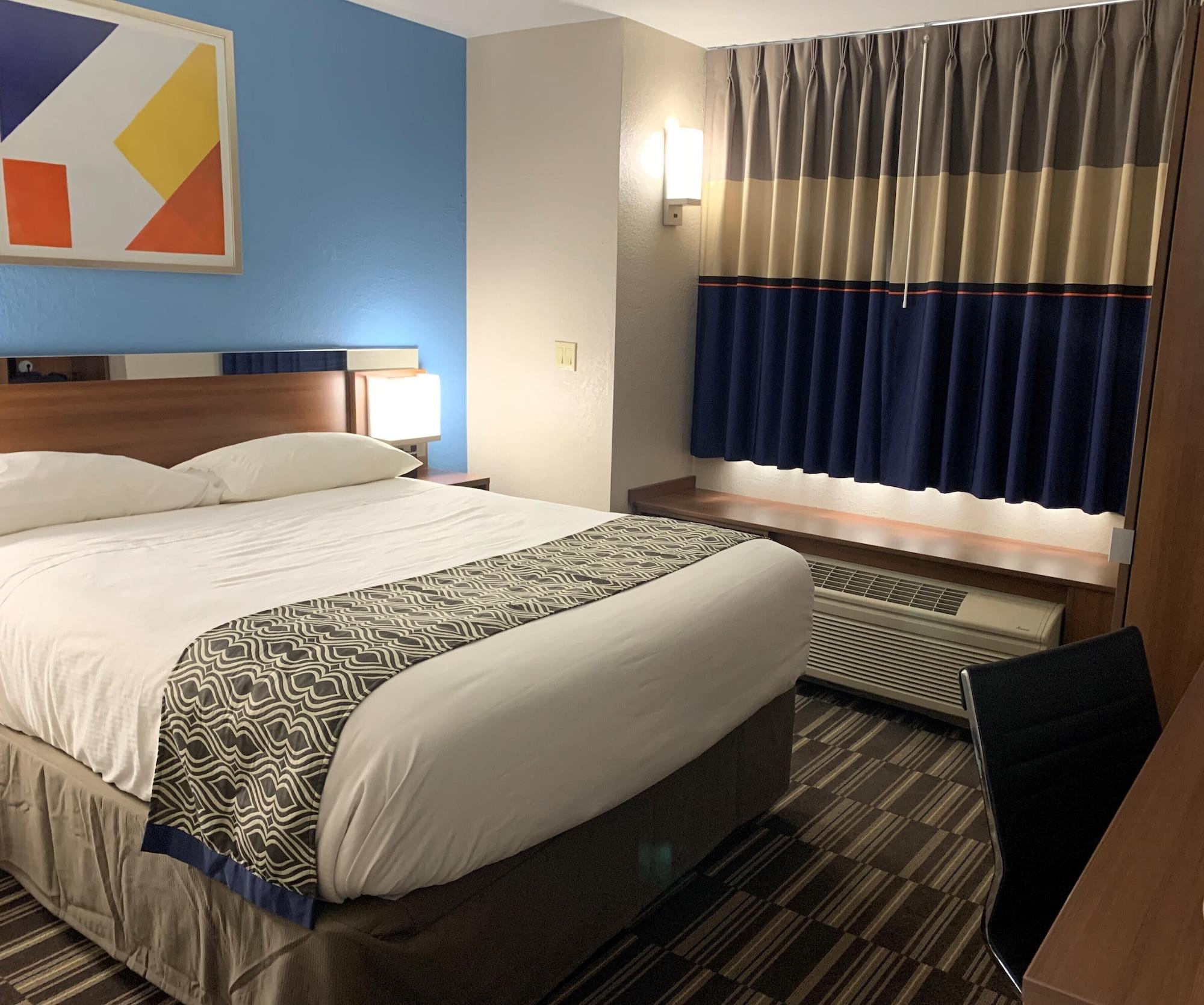 Microtel Inn & Suites By Wyndham Fond Du Lac Zewnętrze zdjęcie